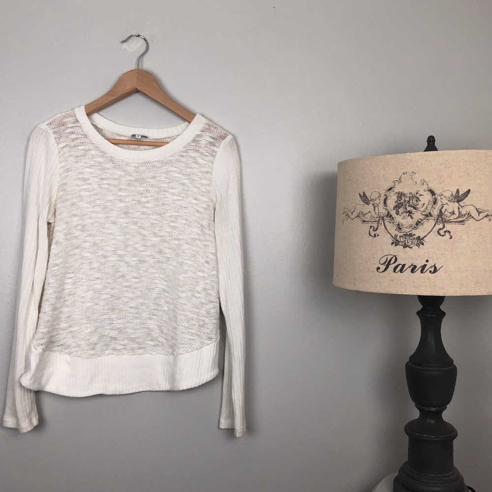 Splendid sweater with glitter thread gold